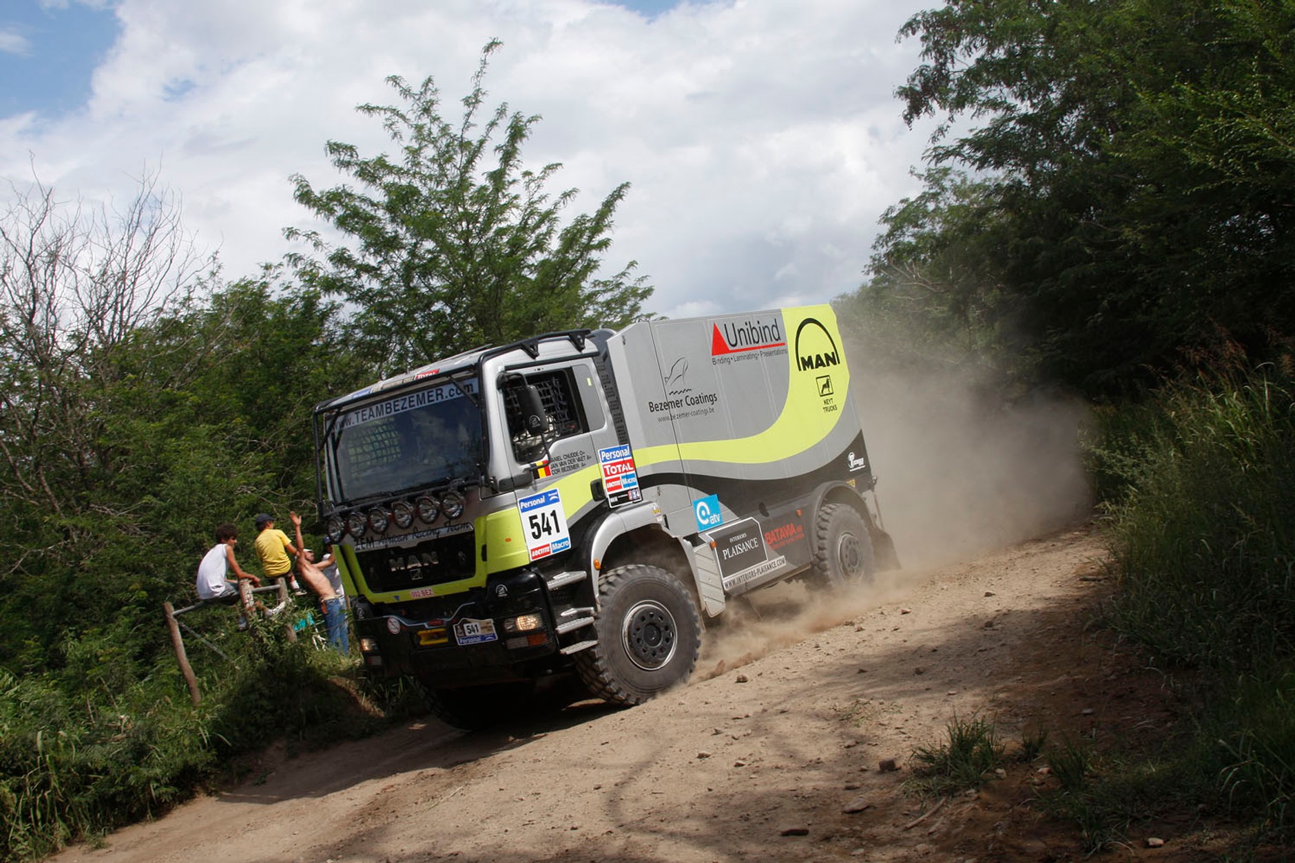 Rajd Dakar 2011: awans Hołowczyca (2.etap, wyniki, fot. Willy Weyens)