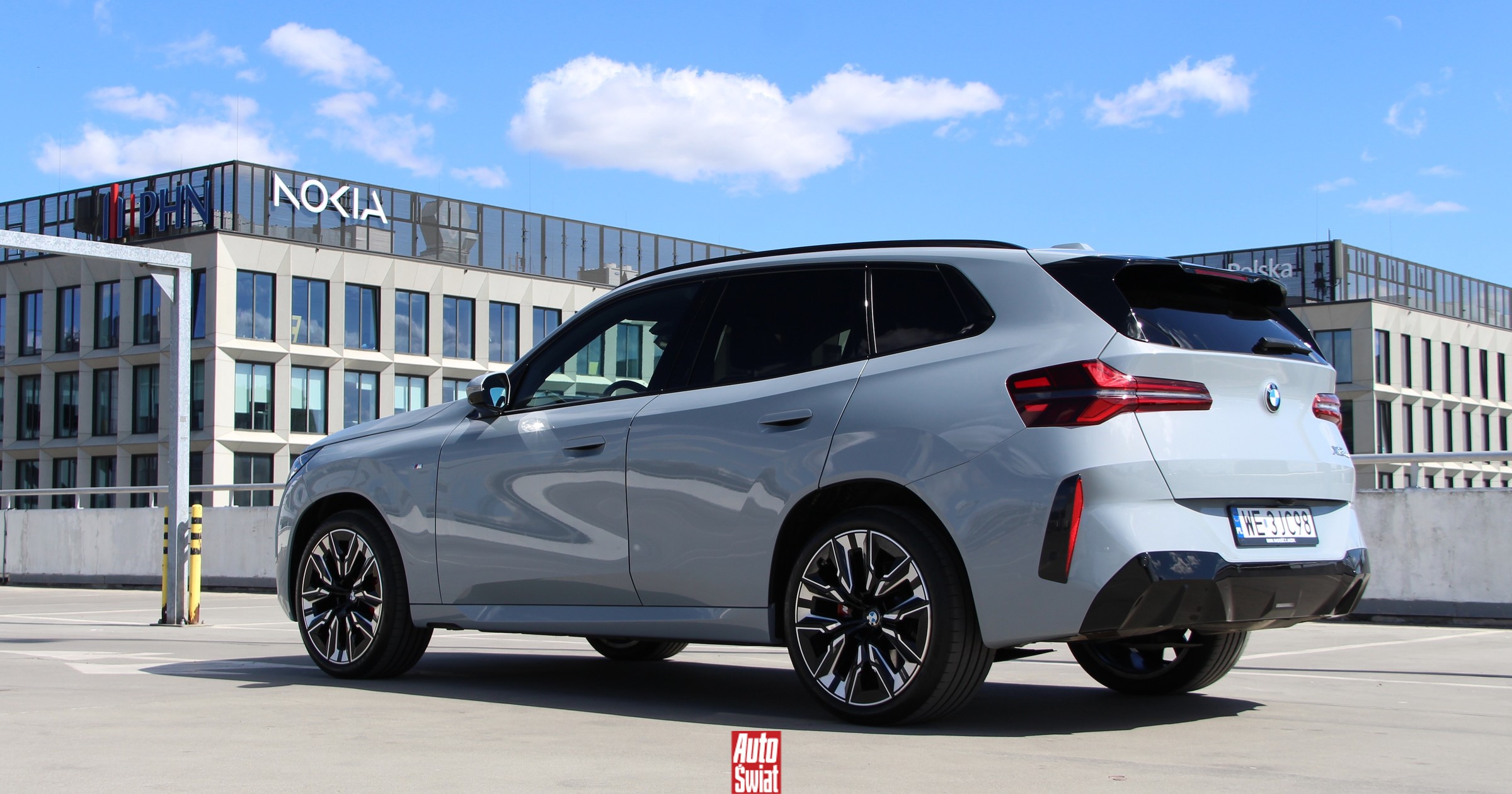 Jeździłem nowym BMW X3 z trzylitrowym dieslem. Jedna rzecz nie pasuje do klasy premium