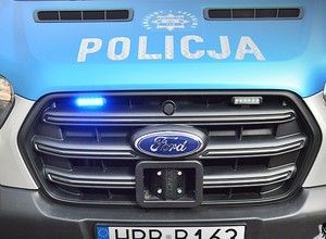 Jeden holował drugiego. Żaden nie powinien siadać “za kółko”