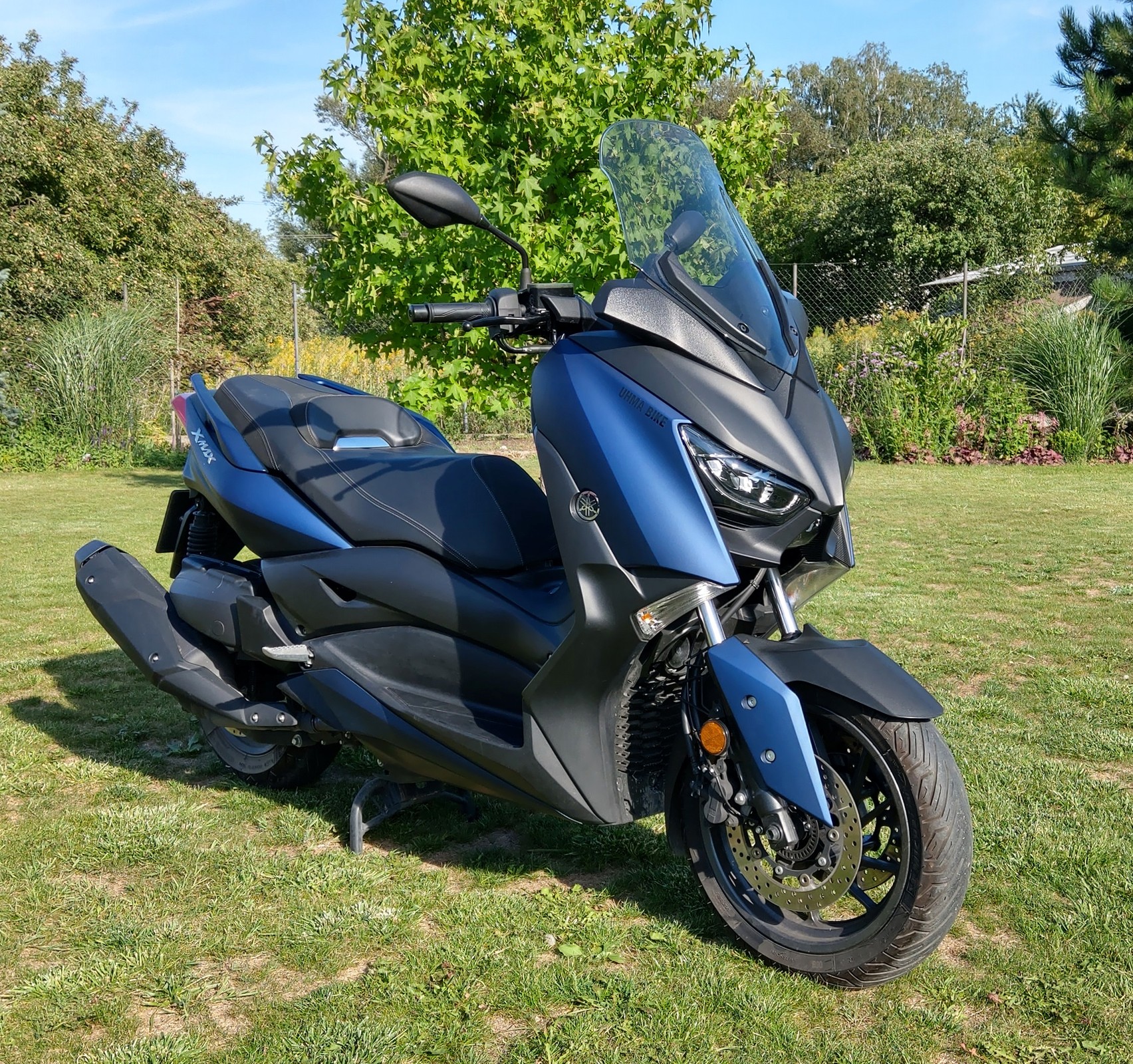 Gniewne spojrzenie Yamahy Xmas sugeruje, że nie mamy bynajmniej do czynienia z łagodnym barankiem