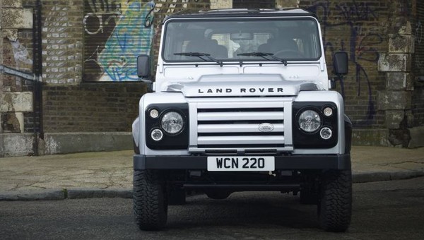 Land Rover Defender X-Tech - premiera w Brukseli