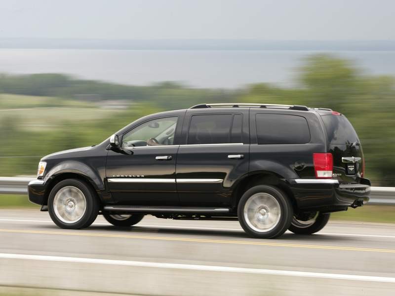 Aspen: duże SUV z fabryk Chryslera