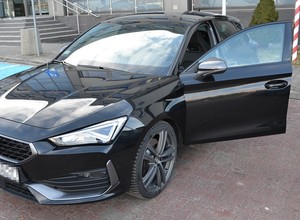 Policyjna Cupra grupy Speed już w akcji - trzy dni i 67 wykroczeń