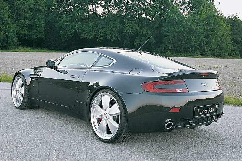 Loder1899 V8 Vantage – reakcja na Ferrari F430