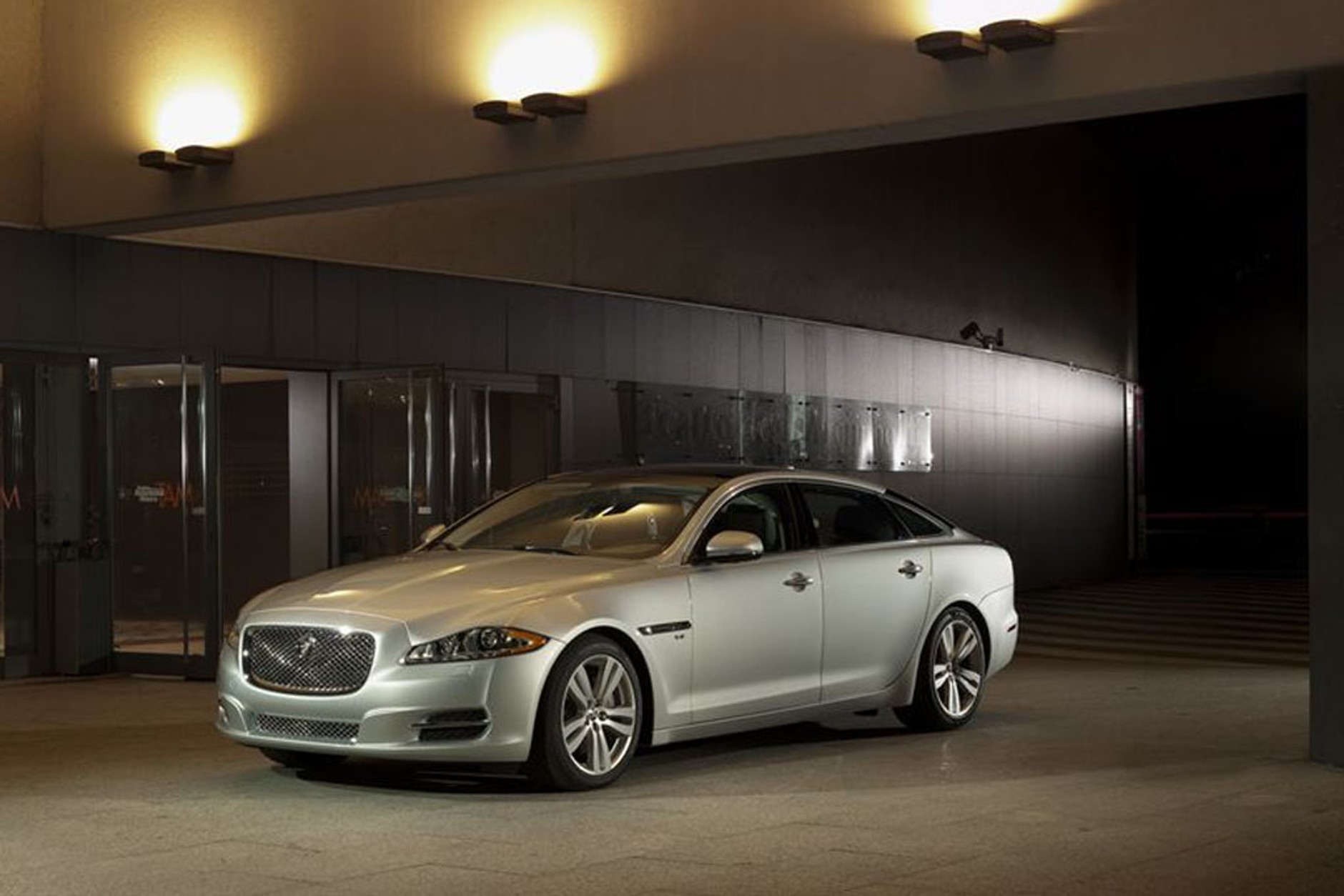 Zmiany w Jaguarach na rok modelowy 2013