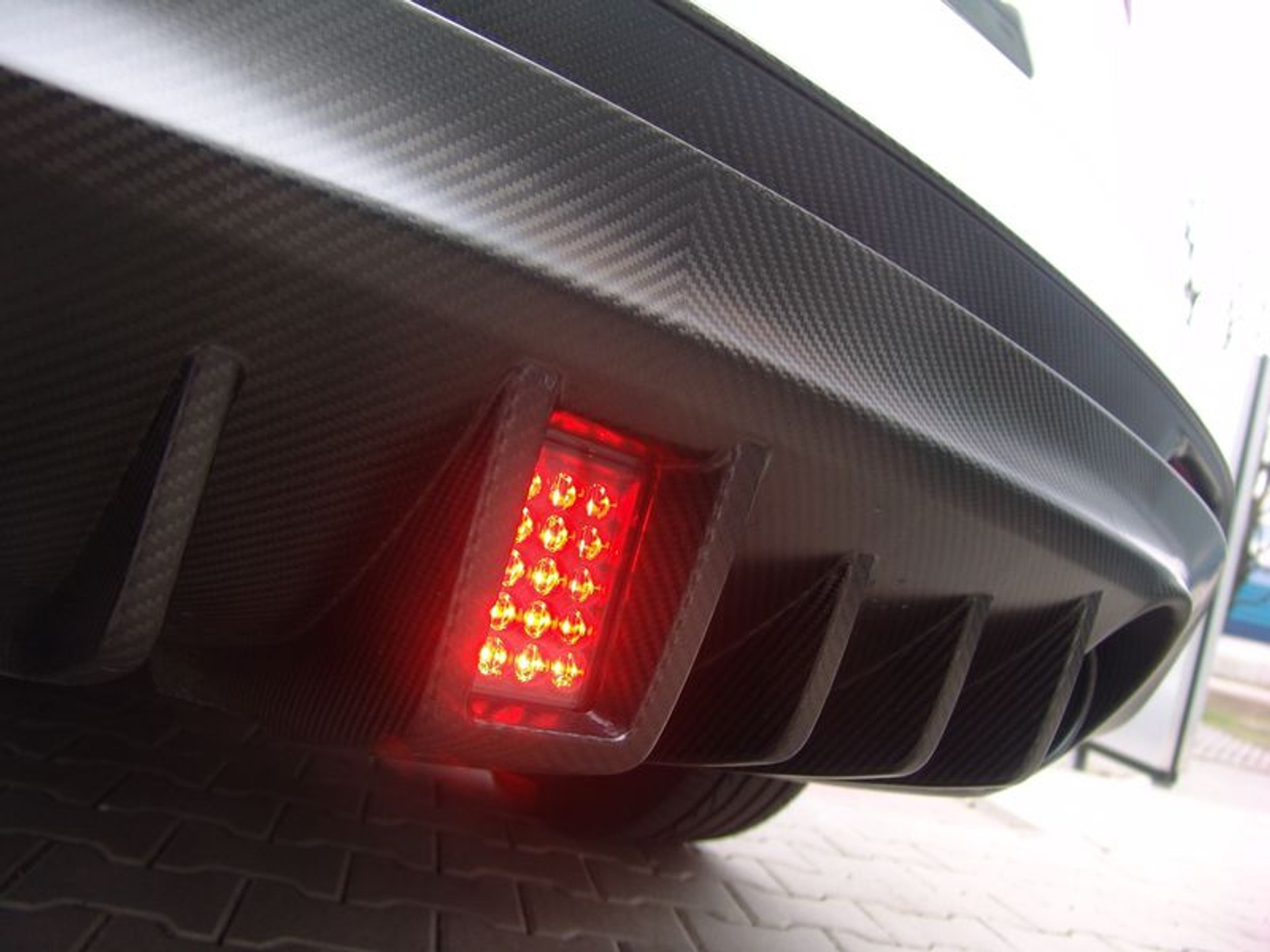 Infiniti FX Vettel Edition 5.0 420 KM