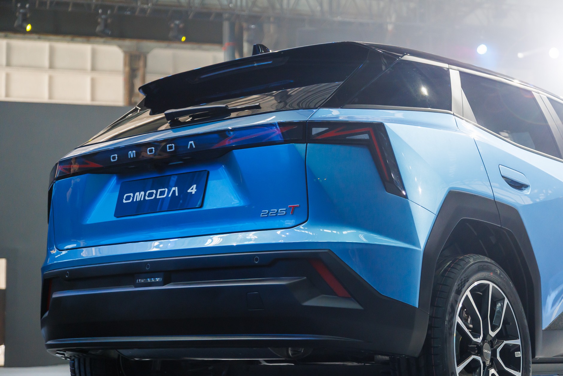 Omoda 4
