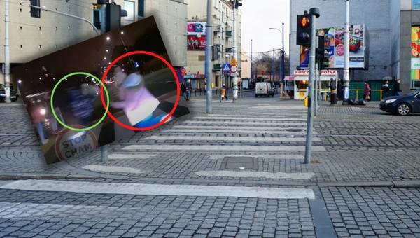 Matka i córka wbiegły na przejście na czerwonym