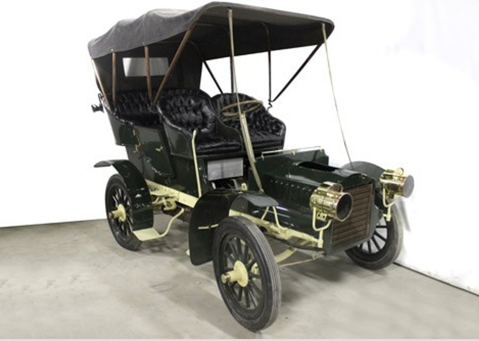 Cadillaki na aukcji COYS