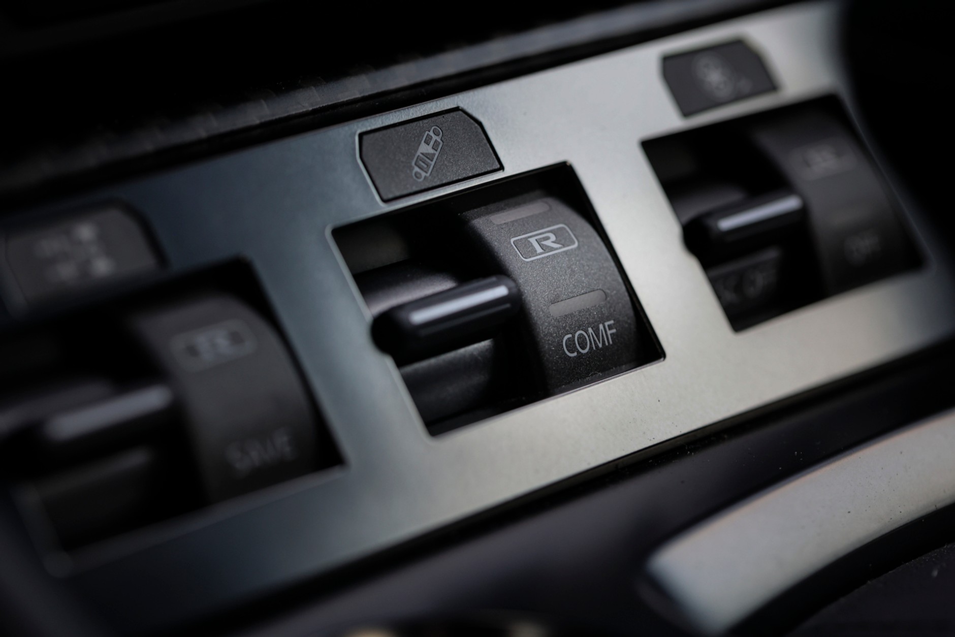 Jedyny w Europie pożegnalny Nissan GT-R R35 Prestige T-Spec trafił do Polski