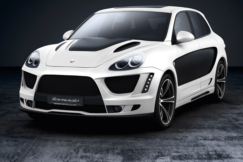 Porsche Cayenne w objęciach Tornado