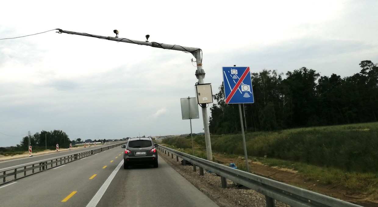 Odcinkowe pomiary prędkości w Polsce – aktualna lista lokalizacji