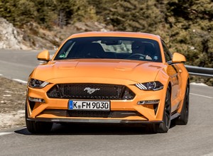 Mustang – czarny koń Forda