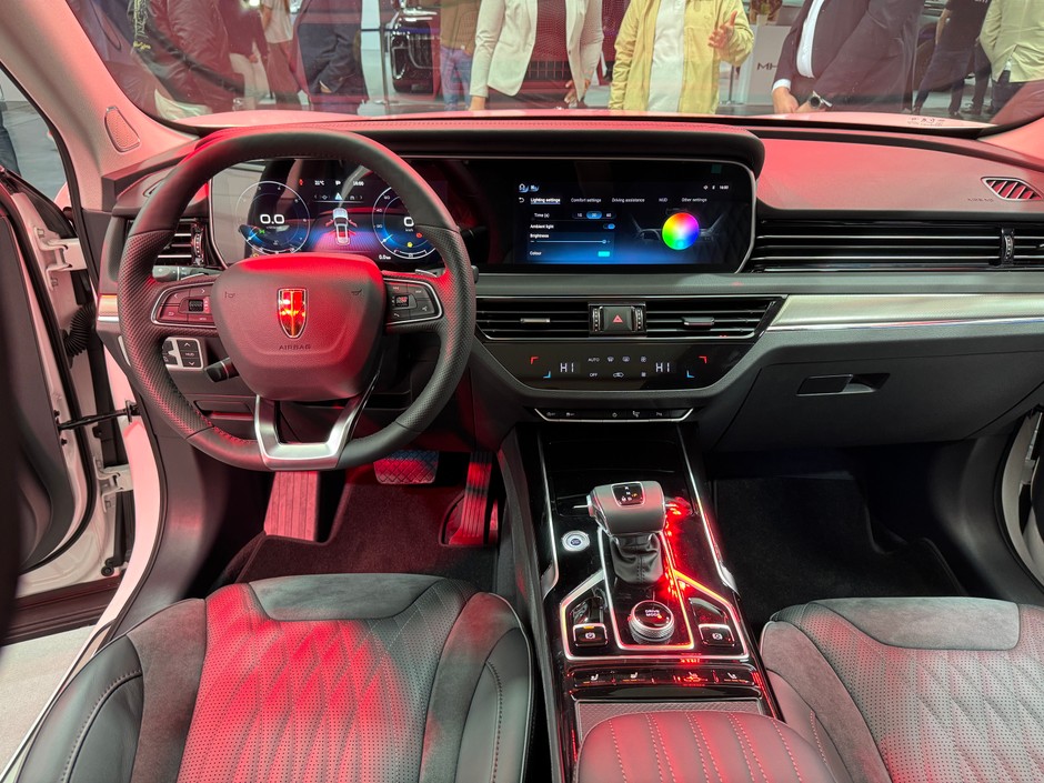 Hongqi na Poznań Motor Show 2025