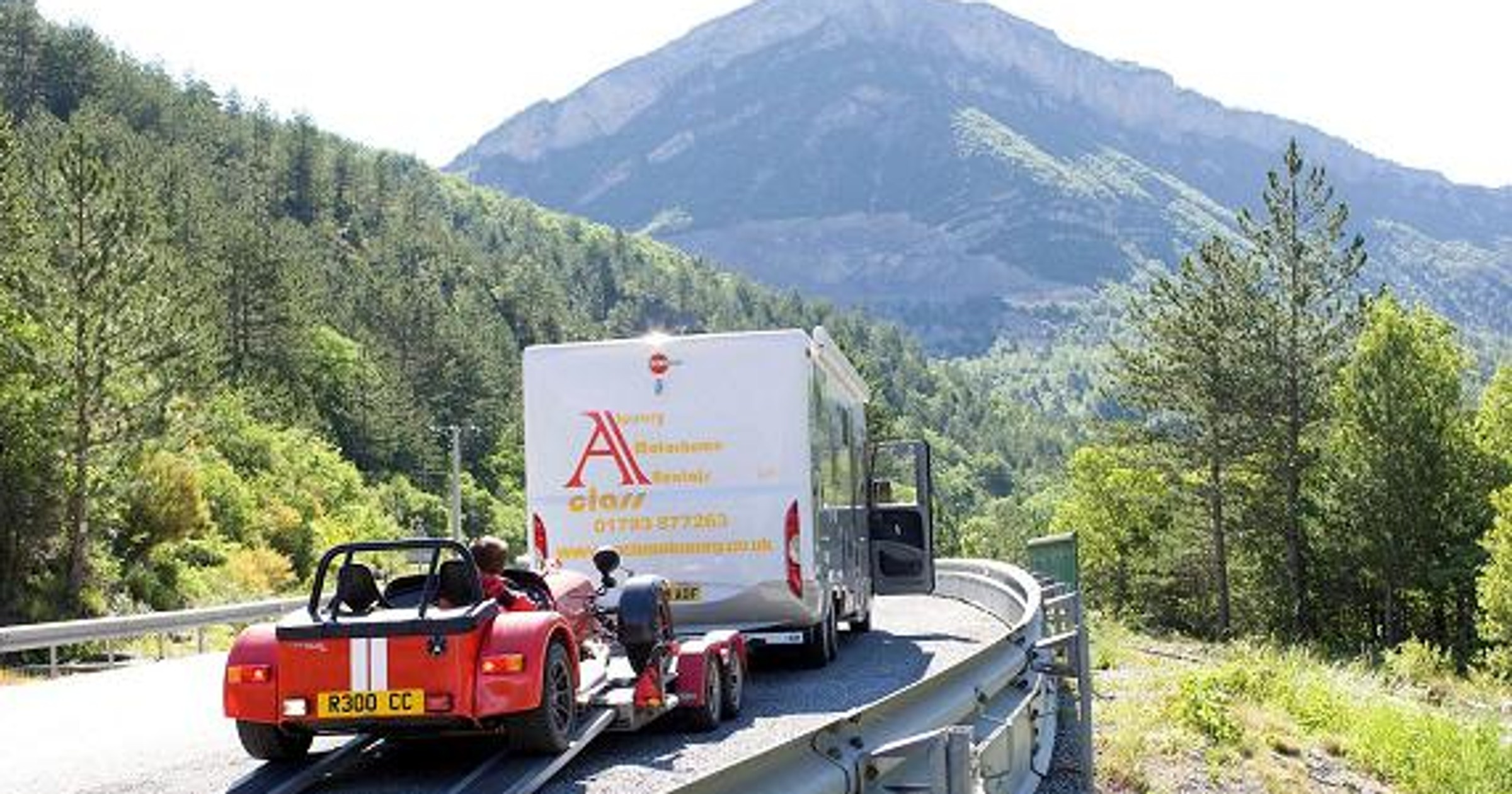 Wypożycz przyczepę, dostaniesz samochód