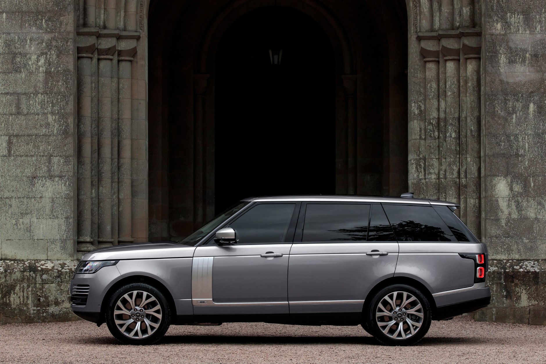 Artur Łącki (Koalicja Obywatelska) - Land Rover Range Rover