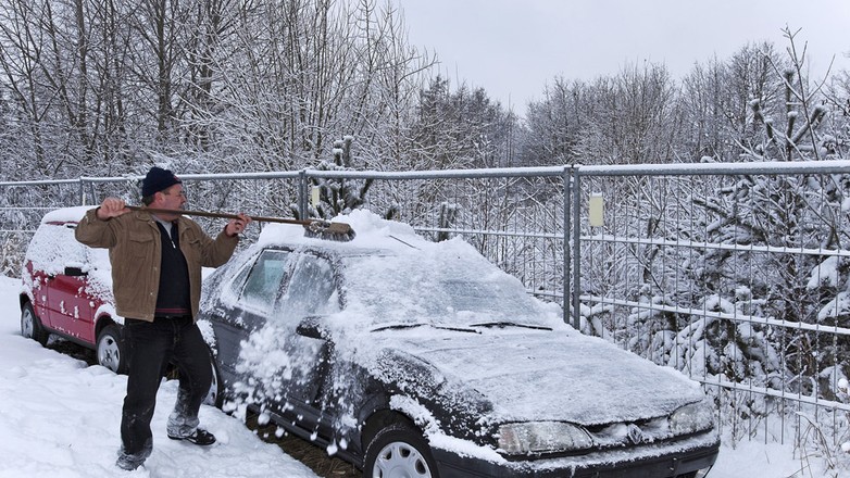 9 sposobów na zimowe problemy z autem