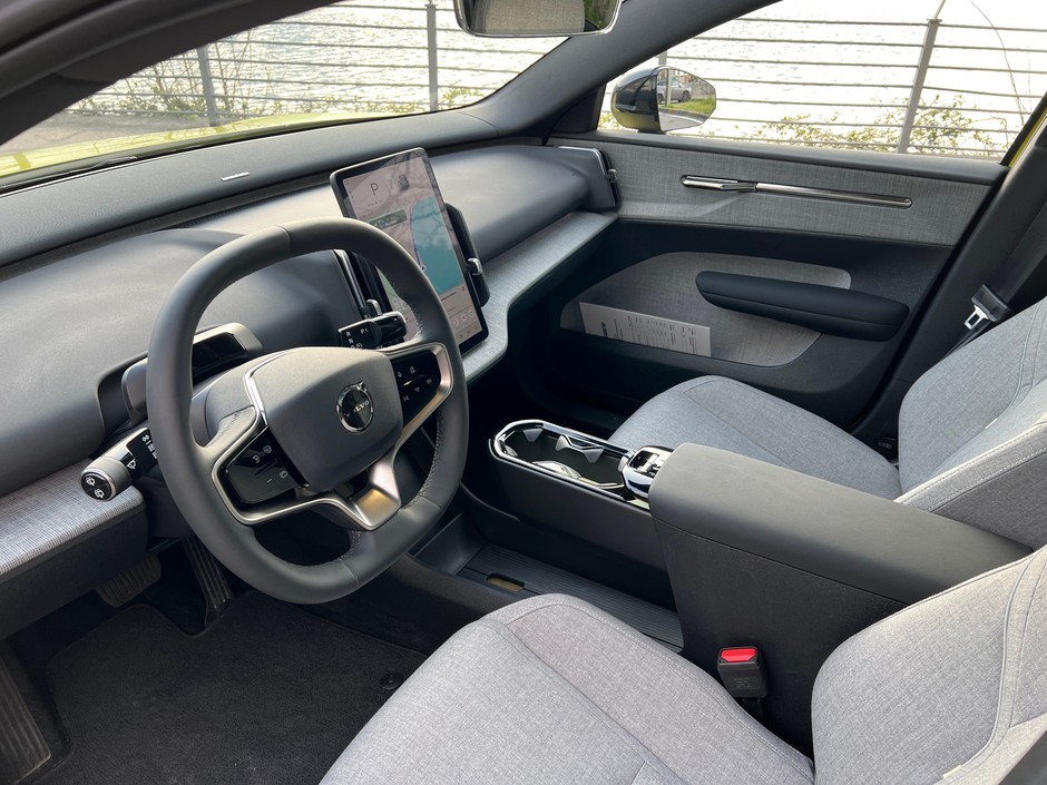 Volvo EX30