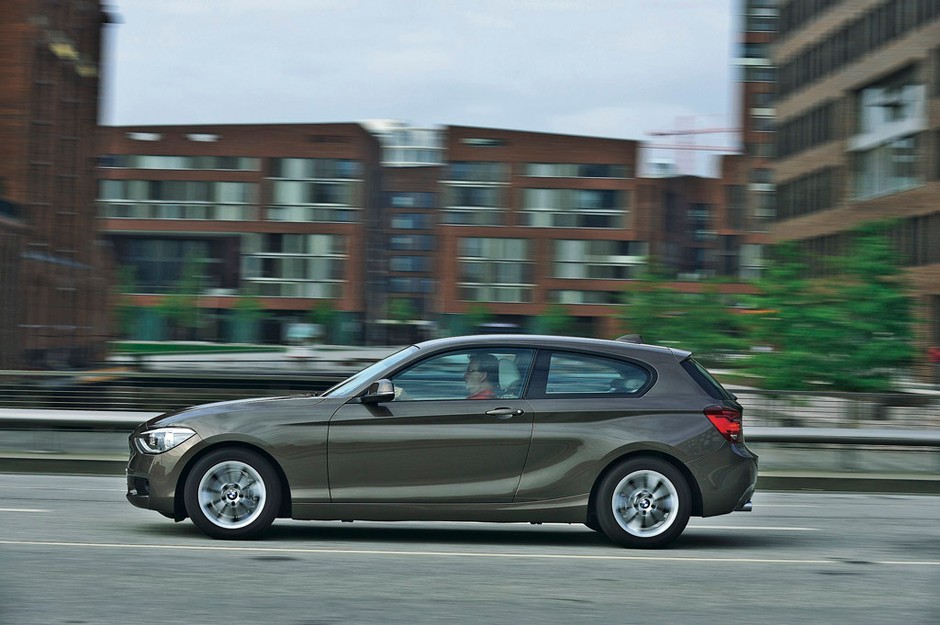 Audi A3 kontra BMW serii 1 i Mercedes klasy A: porównanie kompaktów klasy premium