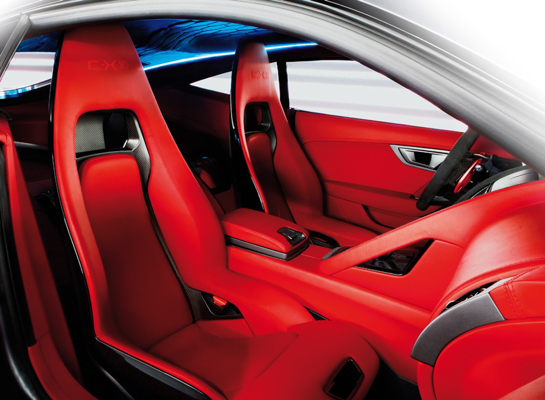 Jaguar C-X16: E-Type powraca