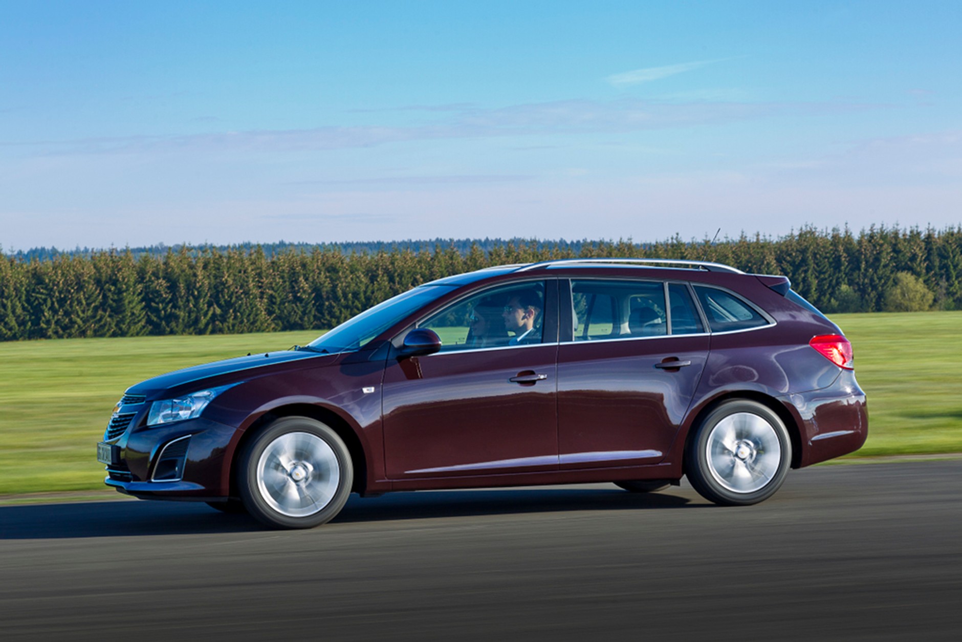 Chevrolet Cruze Kombi z polskimi cenami