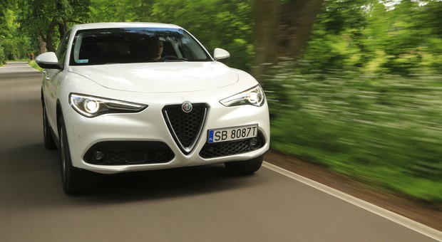 Alfa Romeo Stelvio 2.2 TD AWD Q4 - SUV na ostro | TEST