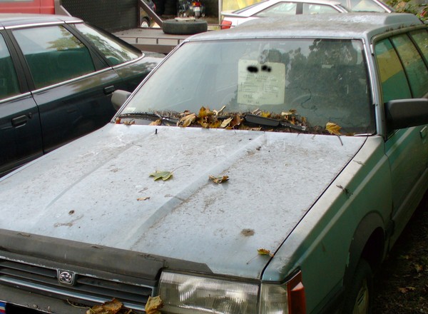 Masz stare auto bez badań technicznych i bez OC? Zaraz je wykreślą z rejestrów