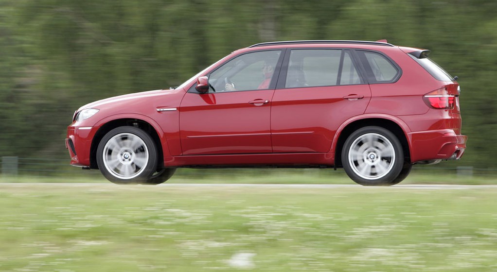 Superterenówki z turbodopalaczem: BMW X5 M kontra Porsche Cayenne Turbo