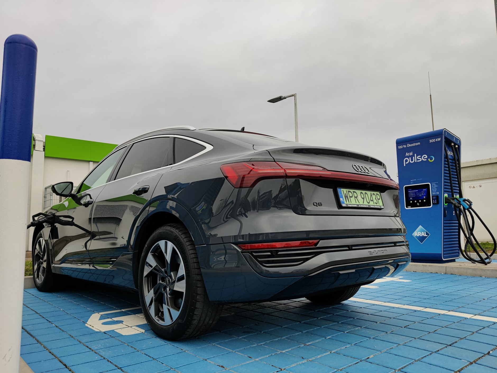 Audi Q8 50 e-tron