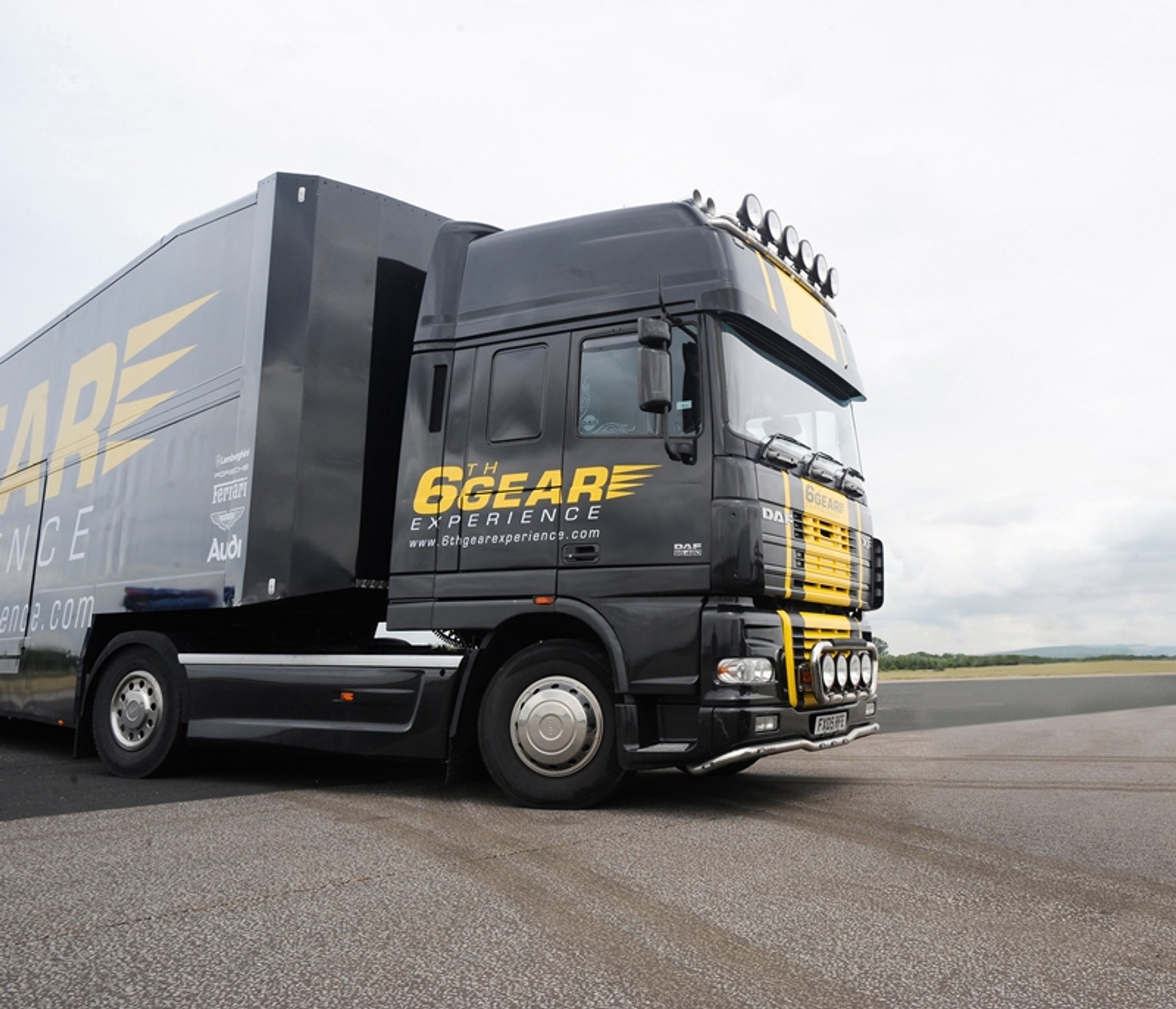 Za 75 funtów możesz jeździć wszystkimi tymi autami