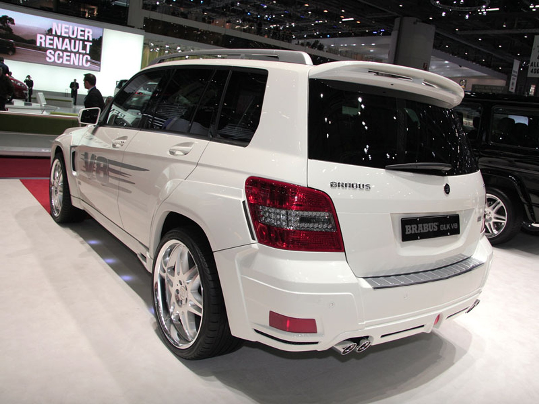 Genewa 2009: parada sportu i tuningu (fotogaleria)