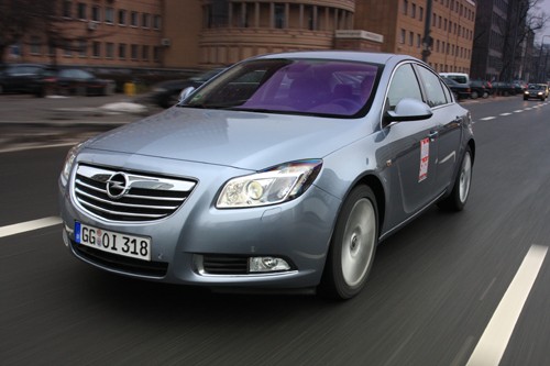 Opel Insignia 2.0 Turbo Sport - Zachwyca napędem