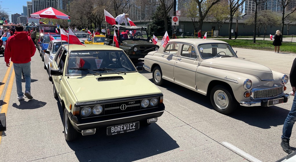 Auta PRL w Chicago na paradzie