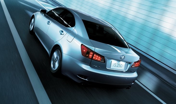 Paryż 2008: Lexus IS - kosmetyczne zmiany