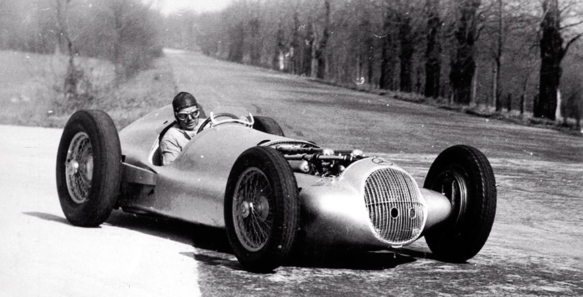 Mercedes-Benz: srebrne strzały w okresie przedwojennym