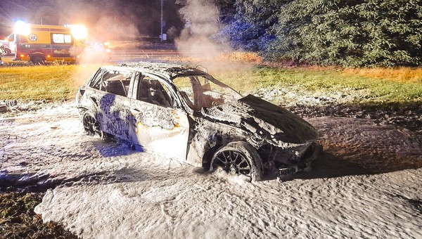 Nagrywali, jak pędzą 220 km na godz. Jedna osoba zginęła [WIDEO]