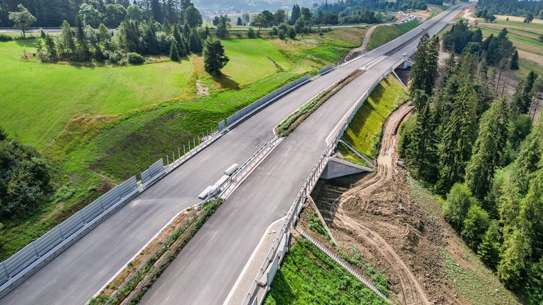 Kierowcy wykryli pierwsze utrudnienia na zakopiance