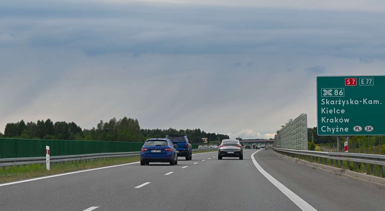 Ograniczenia w ruchu na 11 listopada obowiązują już dzień wcześniej. Kto musi się zatrzymać?