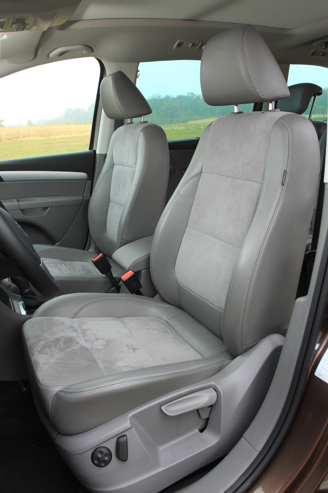 Sharan 2.0 TDI DSG Highline: VW przestał być sknerą