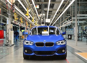 2 mln BMW 1