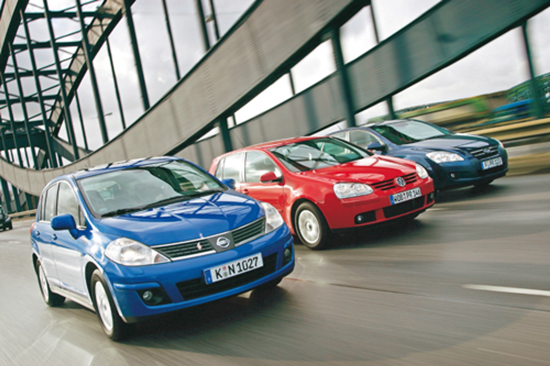 VW Golf kontra Kia ceed i Nissan Tiida - Porównanie trzech kompaktów