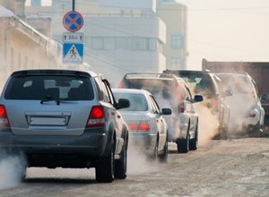 Ogromne kary mogą uderzyć producentów aut – ich auta emitują za dużo CO2