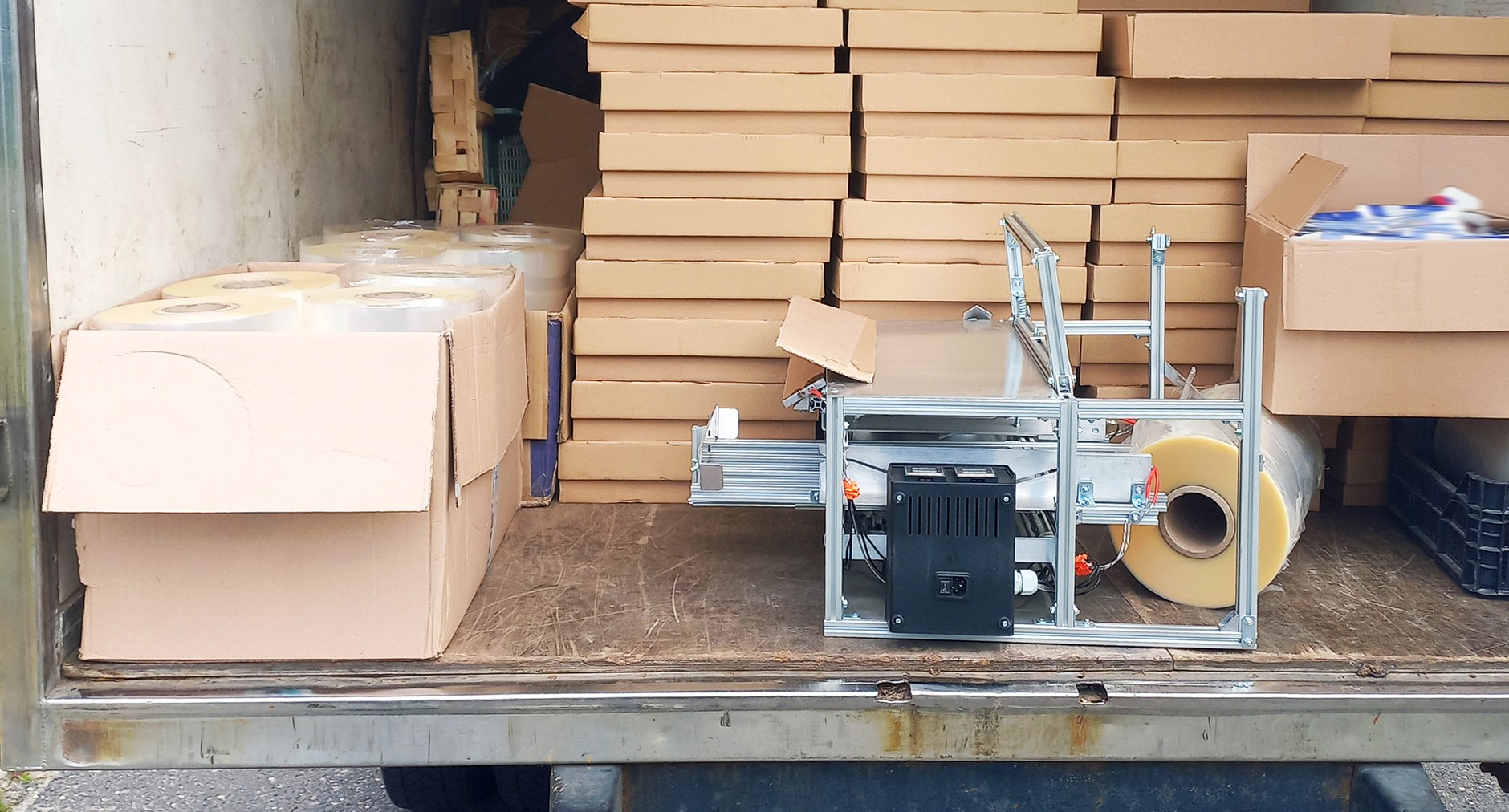 Kontrola ITD. Papierosy bez akcyzy, kierowca po alkoholu