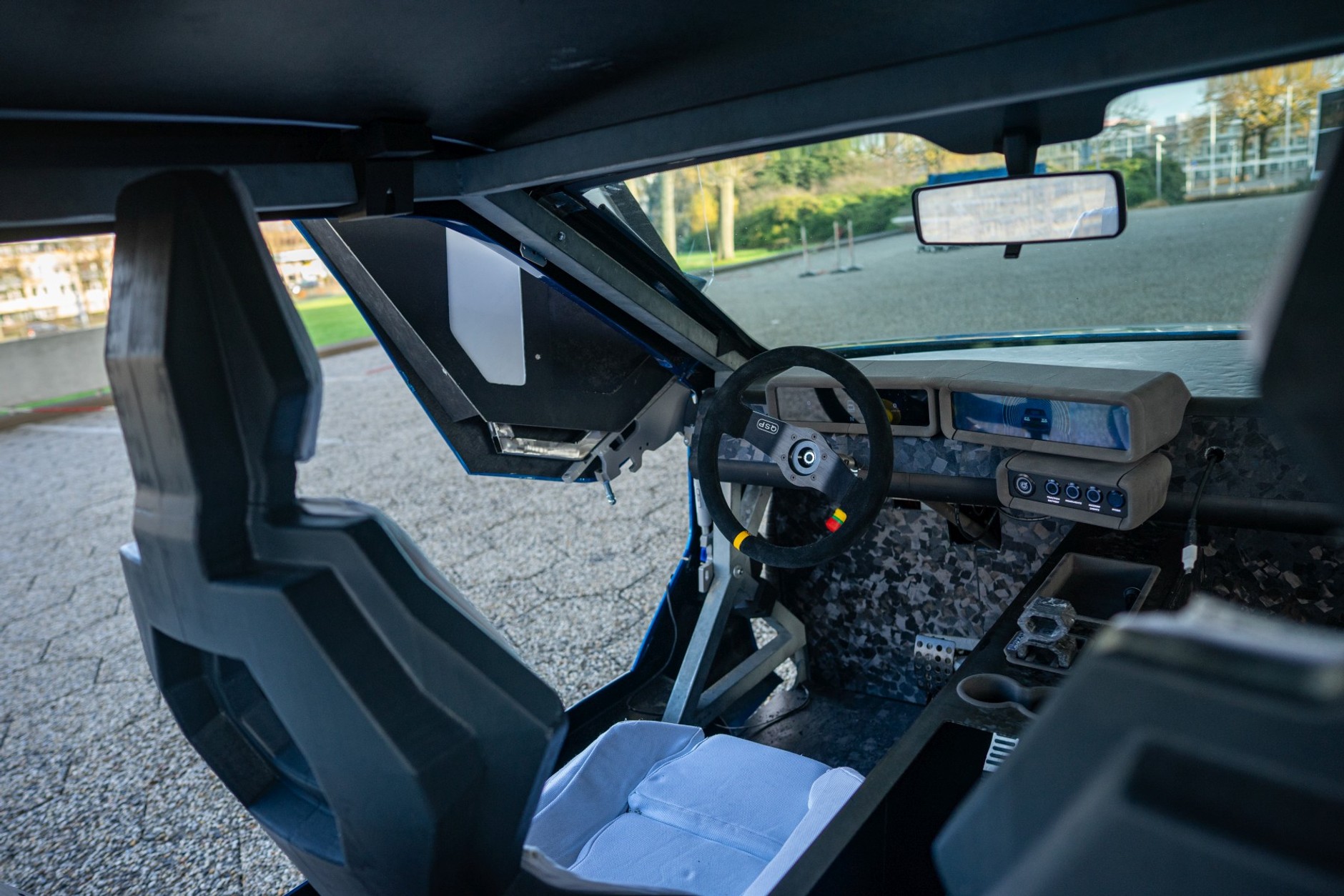 Zbudowany przez studentów z Holandii samochód koncepcyjny ARIA