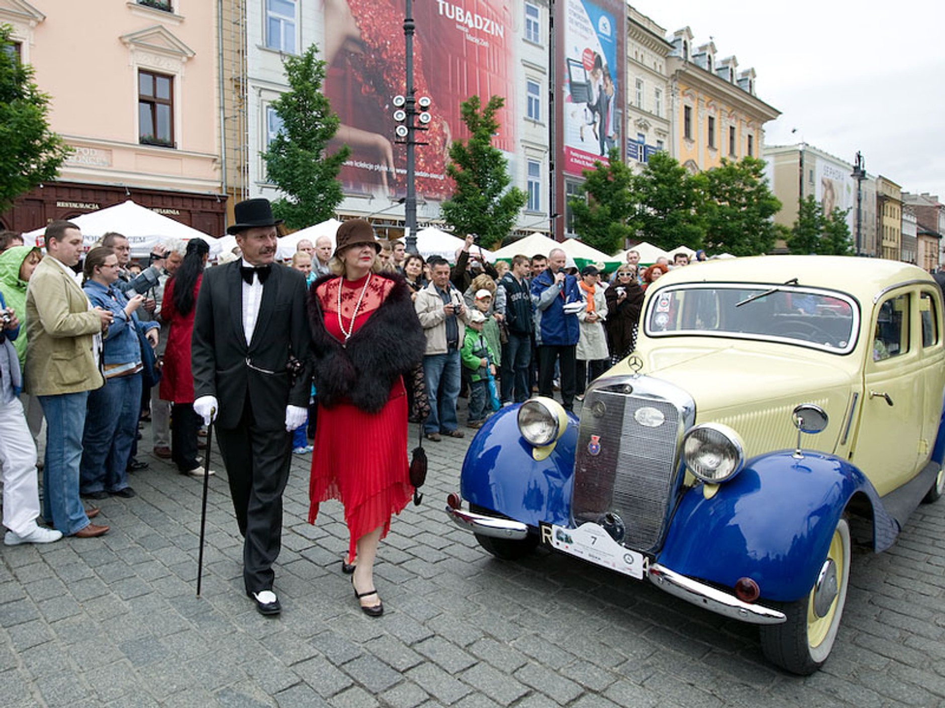 Mercedes: gwiazdy zdobyły krakowski rynek