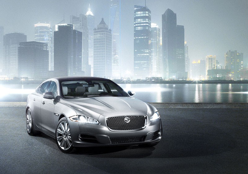 Jaguar XJ: zdjęcia, oficjalne informacje, dane techniczne (wideo)