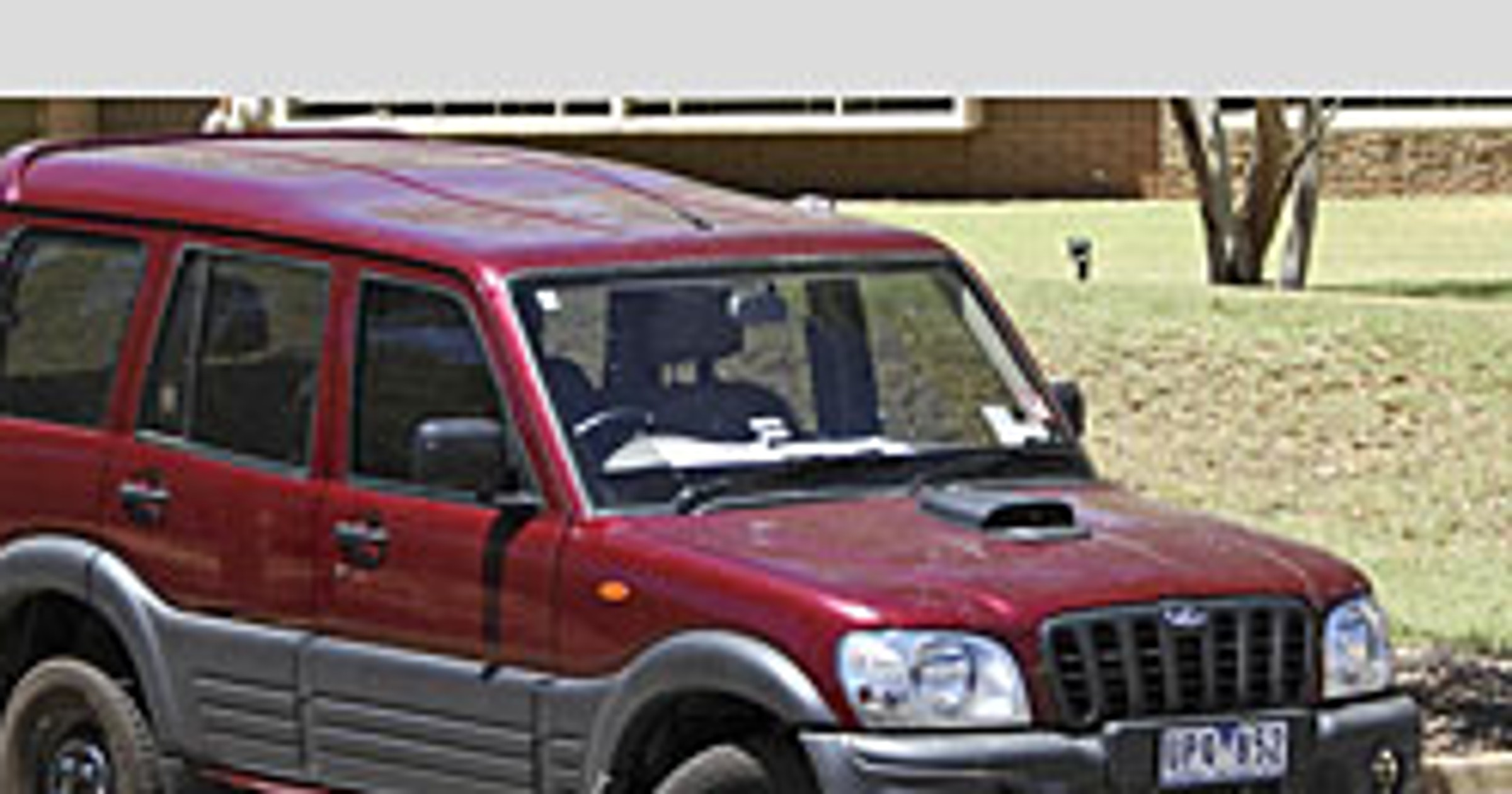 Zdjęcia szpiegowskie: Indyjska Mahindra Scorpio z silnikami Renault