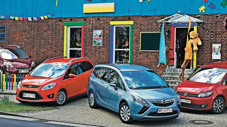Ford Grand C-Max, Opel Zafira Tourer, Renault Grand Scenic i Volkswagen Touran