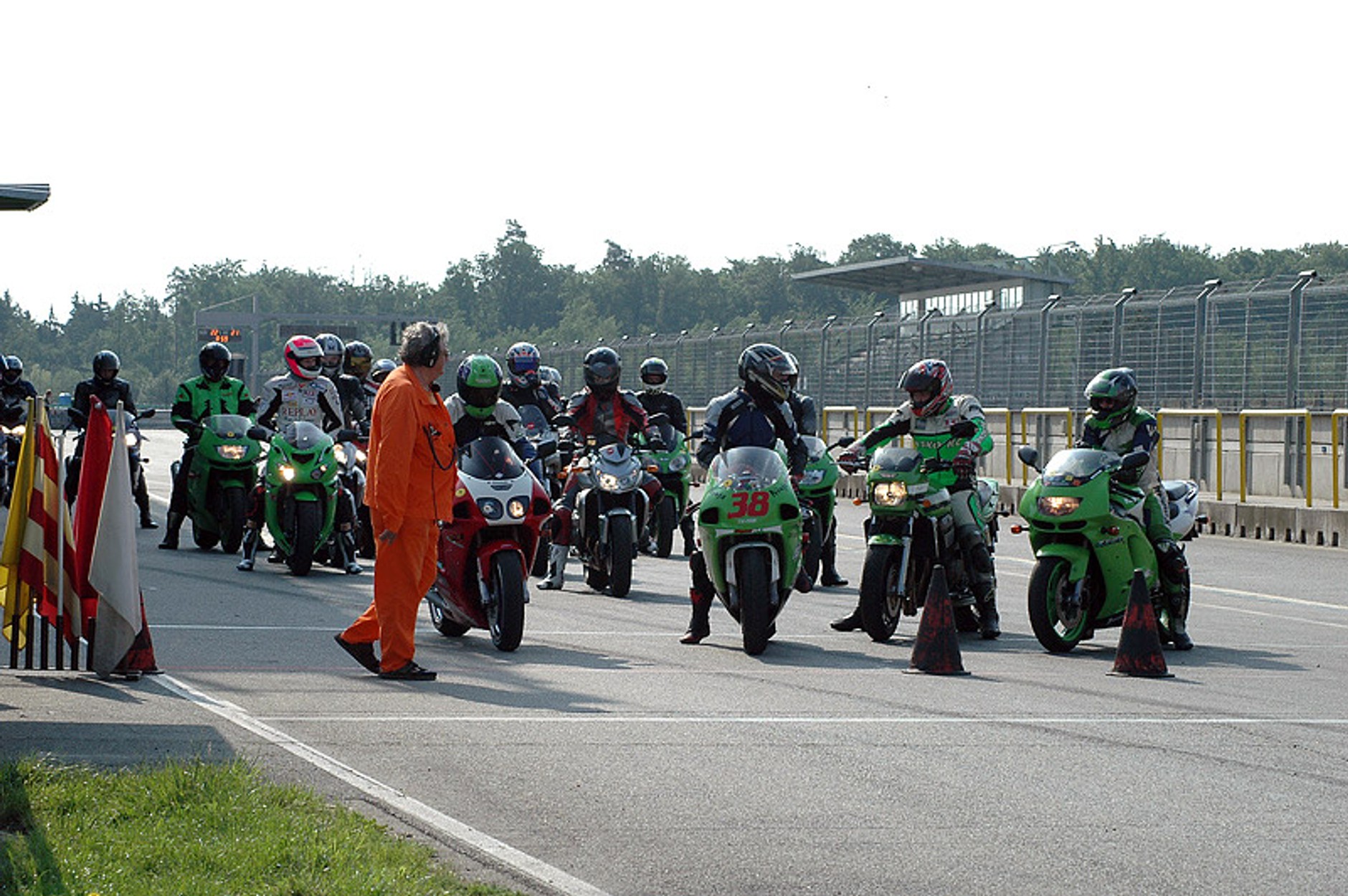 Dzień Kawasaki: tragiczny koniec małej ZX-6R Ninja (+ duża fotogaleria)