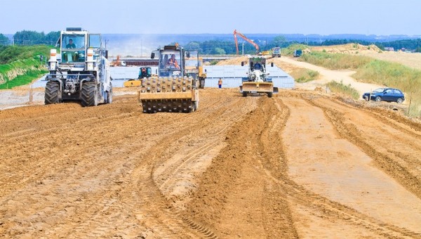 Rosną opóźnienia na drogach budowanych przez włoskie firmy – będą duże problemy?
